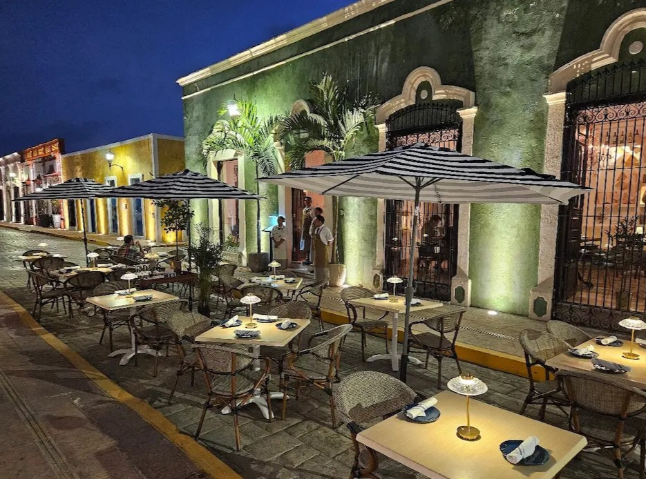 Restaurant Owners Report Low Sales in Campeche City
